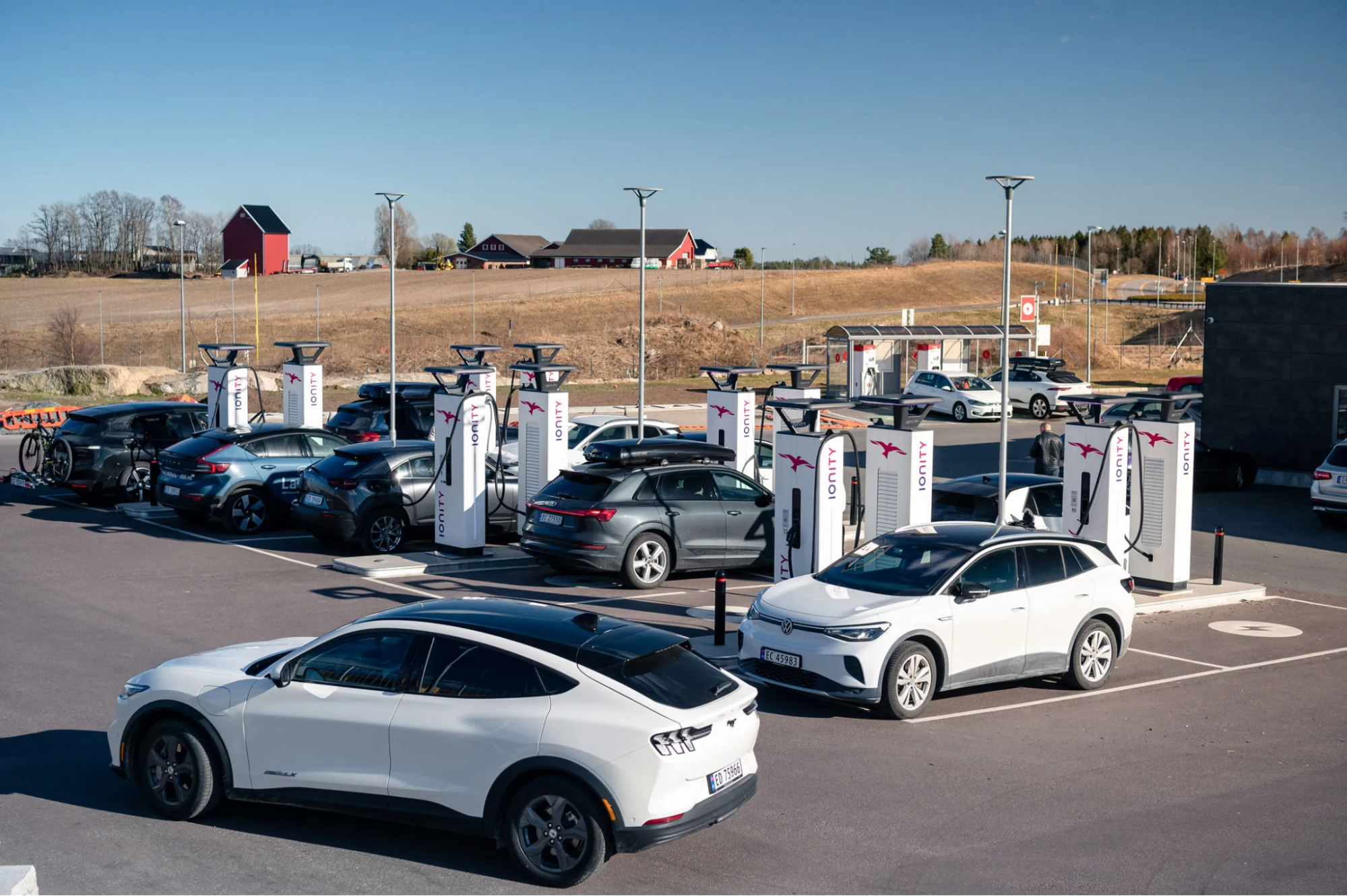 Những quốc gia Bắc Âu đang biến xe xăng thành quá khứ như thế nào?- Ảnh 1.