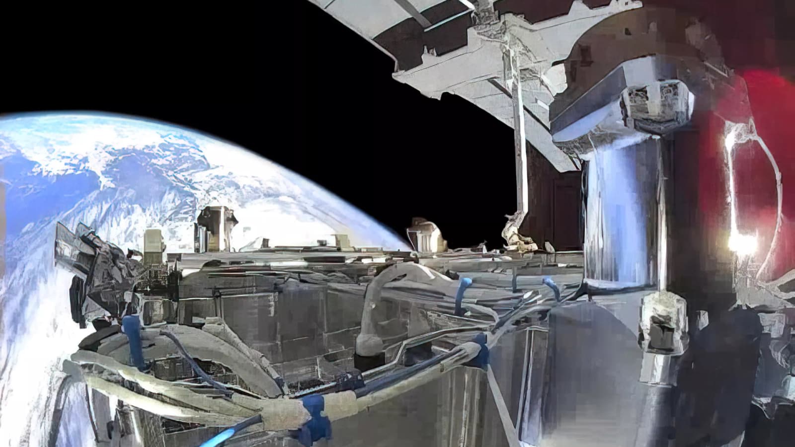 Vệ tinh bí ẩn của Elon Musk phát tín hiệu lạ khiến giới khoa học bối rối- Ảnh 2. Vệ tinh bí ẩn của Elon Musk phát tín hiệu lạ khiến giới khoa học bối rối- Ảnh 2.