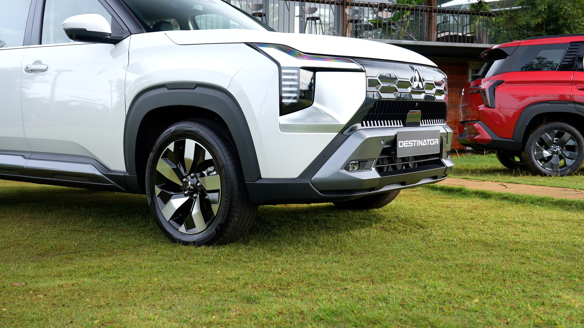 Mitsubishi Destinator chính thức ra mắt, SUV 7 chỗ giá từ 739 triệu đồng, Mazda CX5 và Ford Territory đã nóng mắt chưa? - Ảnh 3.