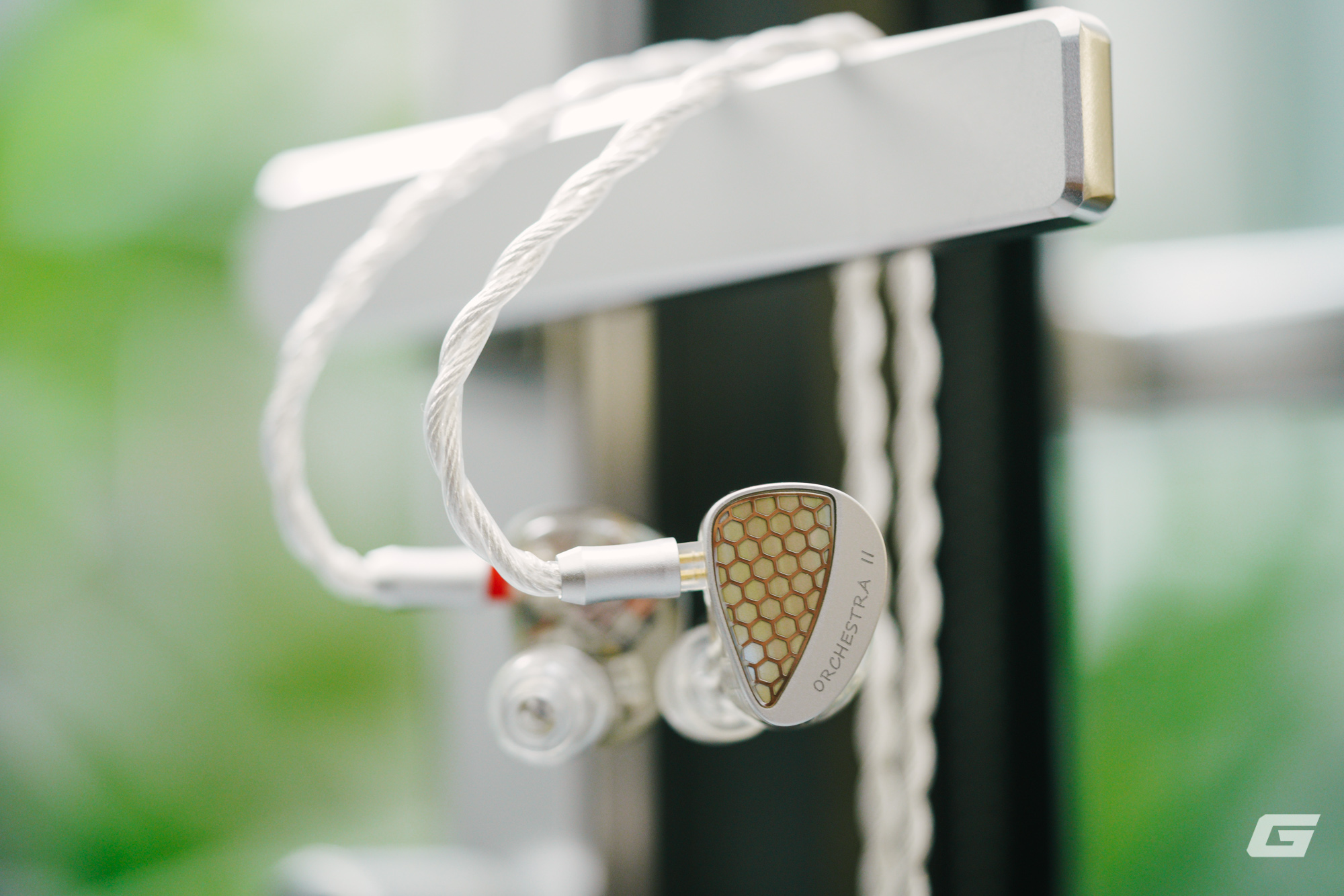 Trải nghiệm tai nghe Kiwi Ears Orchestra II: Cấu hình "khủng" với tận 20 màng loa, chất âm có xứng tầm?- Ảnh 1.