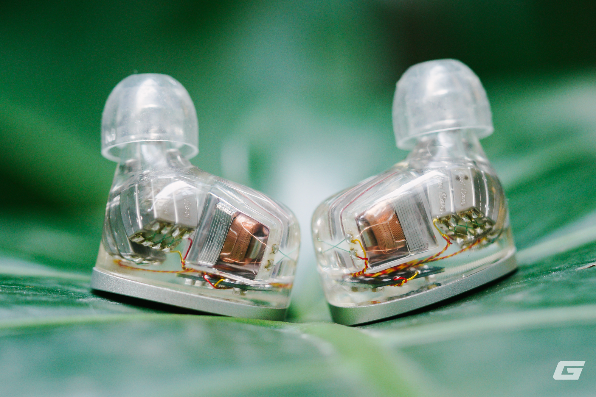 Trải nghiệm tai nghe Kiwi Ears Orchestra II: Cấu hình "khủng" với tận 20 màng loa, chất âm có xứng tầm?- Ảnh 6.