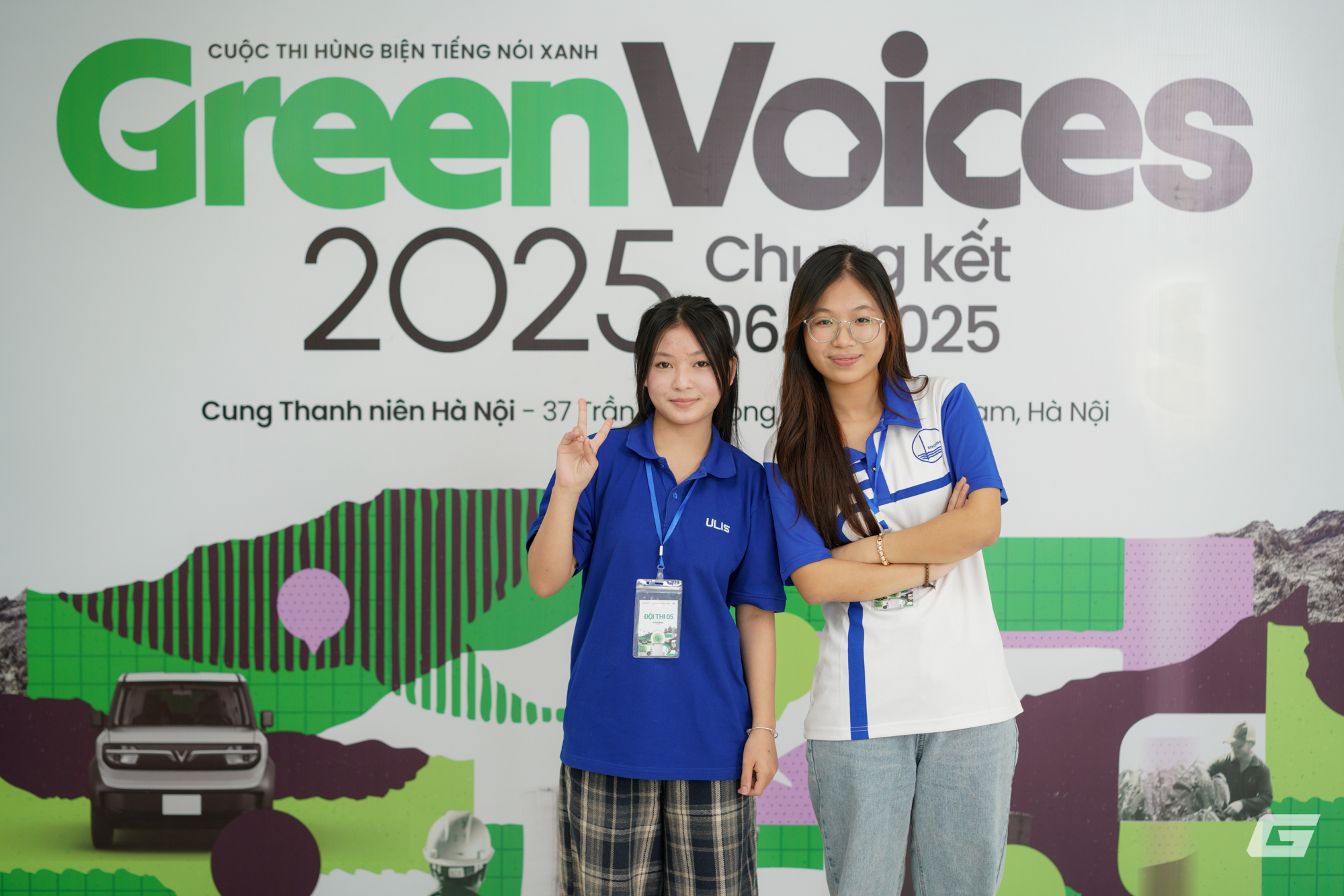 "Ninja" bảo vệ môi trường: Cách sinh viên Ngoại ngữ đưa chuyện xe điện vào đời sống - Ảnh 1. "Ninja" bảo vệ môi trường: Cách sinh viên Ngoại ngữ đưa chuyện xe điện vào đời sống - Ảnh 1.