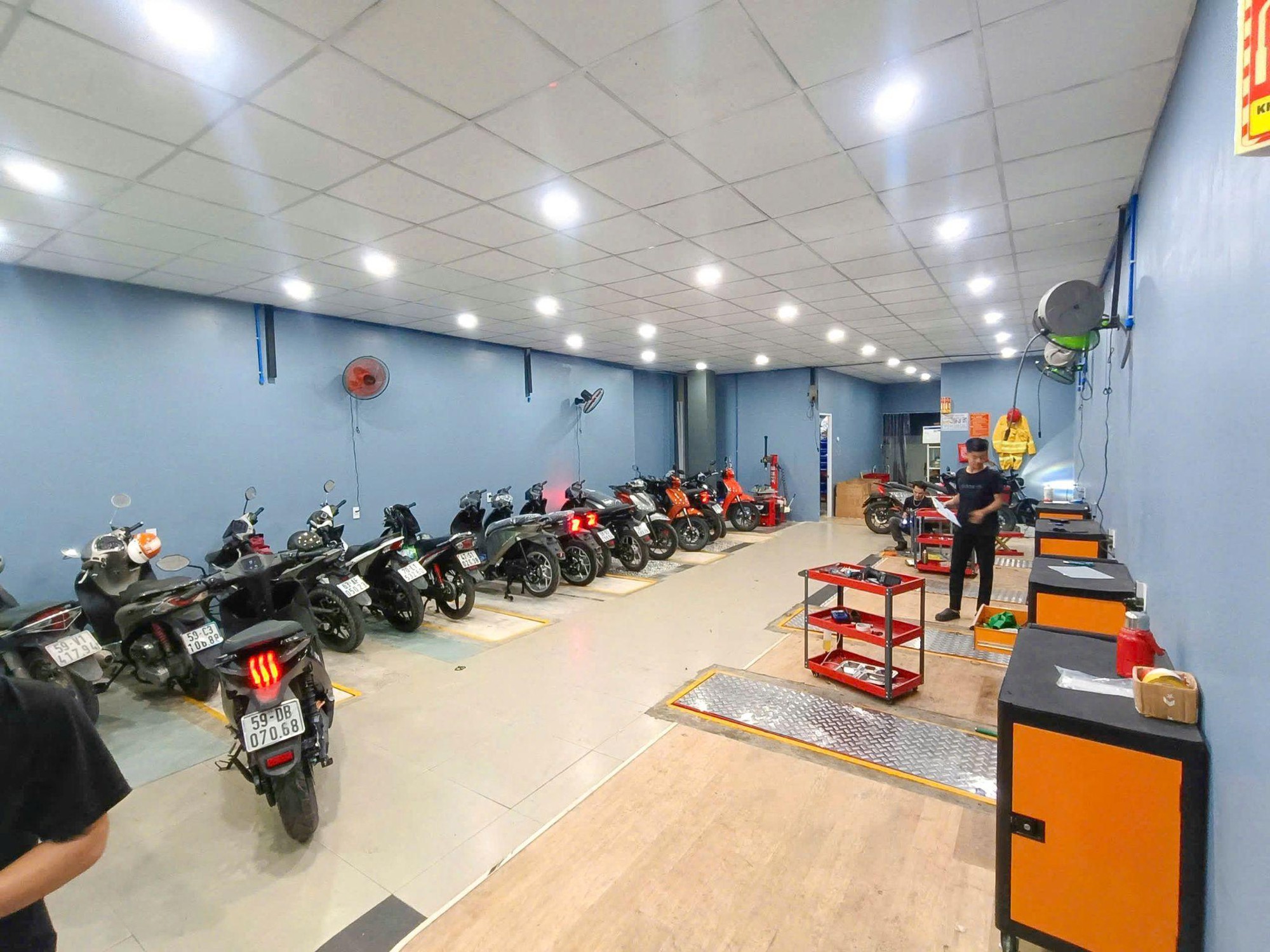 Bảo dưỡng không chờ đợi: Thêm lý do chuyển sang xe máy điện - Ảnh 3. Bảo dưỡng không chờ đợi: Thêm lý do chuyển sang xe máy điện - Ảnh 3.