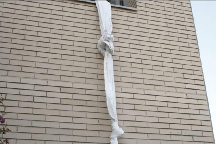 "Vua đào tẩu" người Albania gây chấn động nước Ý khi vượt ngục lần thứ tư bằng kịch bản hệt như phim Hollywood- Ảnh 1.