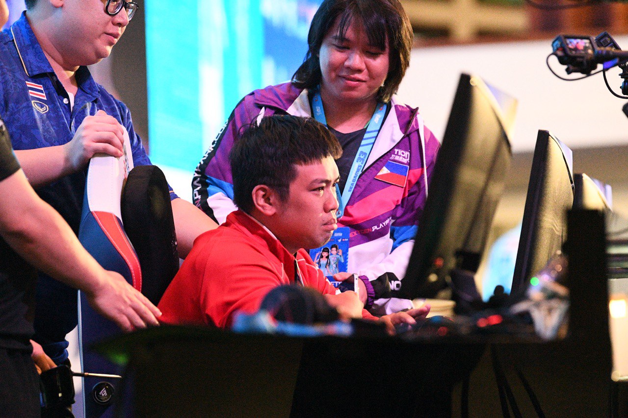 Tuyển thủ Việt Nam gục đầu bật khóc vì vụt mất HCV Audition, "trốn" ra ngoài khóc, 1 tiếng sau lại vô địch mới đỉnh! - Ảnh 6. Tuyển thủ Việt Nam gục đầu bật khóc vì vụt mất HCV Audition, "trốn" ra ngoài khóc, 1 tiếng sau lại vô địch mới đỉnh! - Ảnh 6.