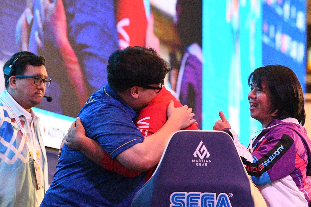 Tuyển thủ Việt Nam gục đầu bật khóc vì vụt mất HCV Audition, "trốn" ra ngoài khóc, 1 tiếng sau lại vô địch mới đỉnh! - Ảnh 9. Tuyển thủ Việt Nam gục đầu bật khóc vì vụt mất HCV Audition, "trốn" ra ngoài khóc, 1 tiếng sau lại vô địch mới đỉnh! - Ảnh 9.