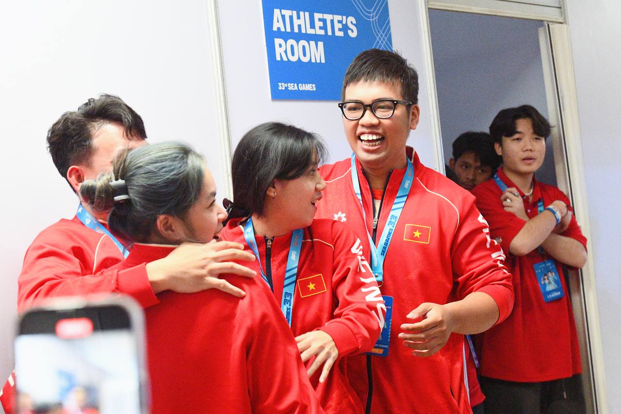 Tuyển thủ Việt Nam gục đầu bật khóc vì vụt mất HCV Audition, "trốn" ra ngoài khóc, 1 tiếng sau lại vô địch mới đỉnh! - Ảnh 19. Tuyển thủ Việt Nam gục đầu bật khóc vì vụt mất HCV Audition, "trốn" ra ngoài khóc, 1 tiếng sau lại vô địch mới đỉnh! - Ảnh 19.