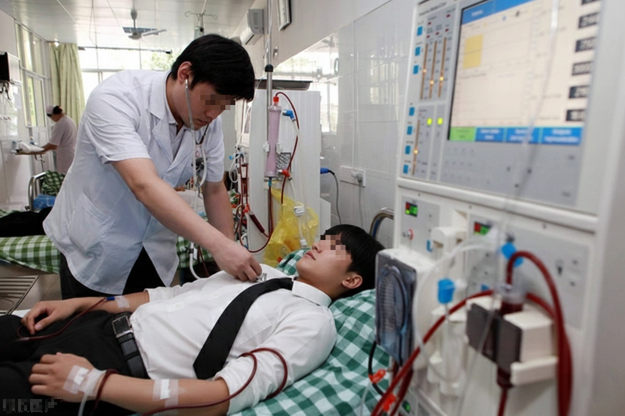 Ch&agrave;ng trai độc th&acirc;n 24 tuổi ngỡ ng&agrave;ng ph&aacute;t hiện thận &ldquo;gần như hỏng&rdquo;, b&aacute;c sĩ thở d&agrave;i: &ldquo;Nhiều nam giới c&oacute; 2 th&oacute;i quen giống cậu&rdquo; - Ảnh 1.