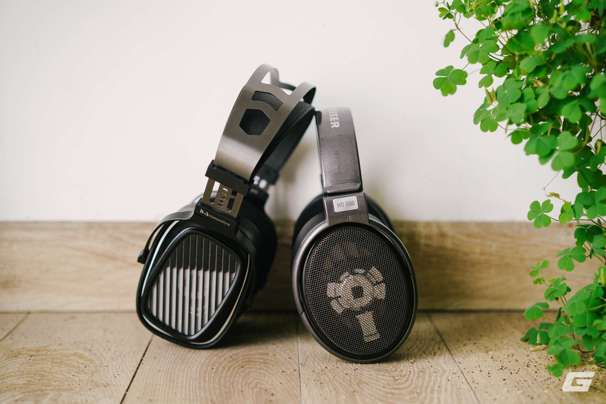 Đánh giá tai nghe chụp đầu HarmonicDyne Romantic: Đem sự trữ tình vào âm nhạc- Ảnh 13. Đánh giá tai nghe chụp đầu HarmonicDyne Romantic: Đem sự trữ tình vào âm nhạc- Ảnh 13.