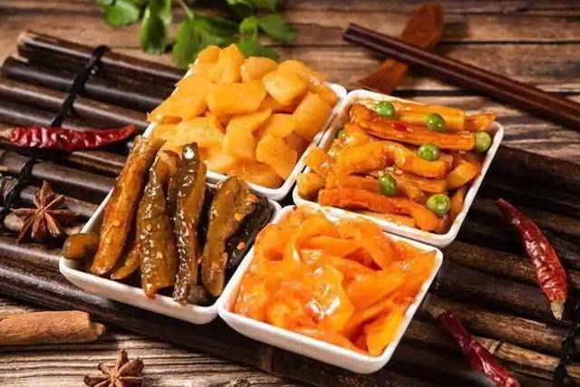 Ng&agrave;y c&agrave;ng nhiều người bị nhồi m&aacute;u n&atilde;o, b&aacute;c sĩ nghẹ ng&agrave;o: Ăn &iacute;t 4 m&oacute;n ngon "n&uacute;t lưỡi" n&agrave;y đi th&ocirc;i! - Ảnh 1.