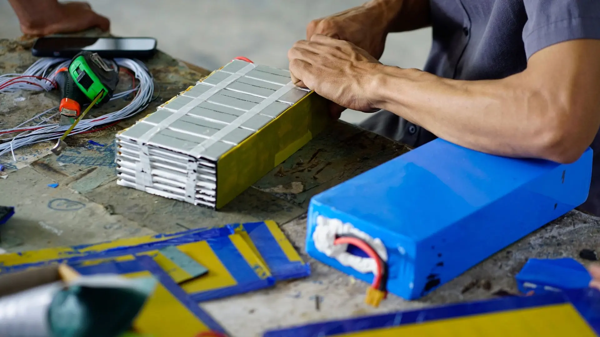 Bảy c&uacute; nhảy vọt c&ocirc;ng nghệ trong năm 2025 đẩy xe điện bước sang kỷ nguy&ecirc;n mới- Ảnh 6.