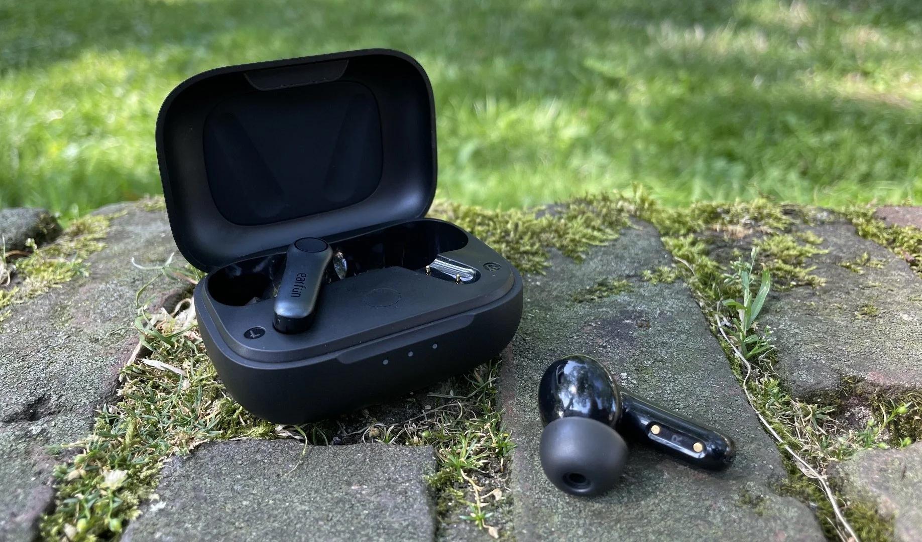 Top tai nghe kh&ocirc;ng d&acirc;y Earfun ưu t&uacute; d&agrave;nh cho GenZ nổi bật trong năm 2025 - Ảnh 2.