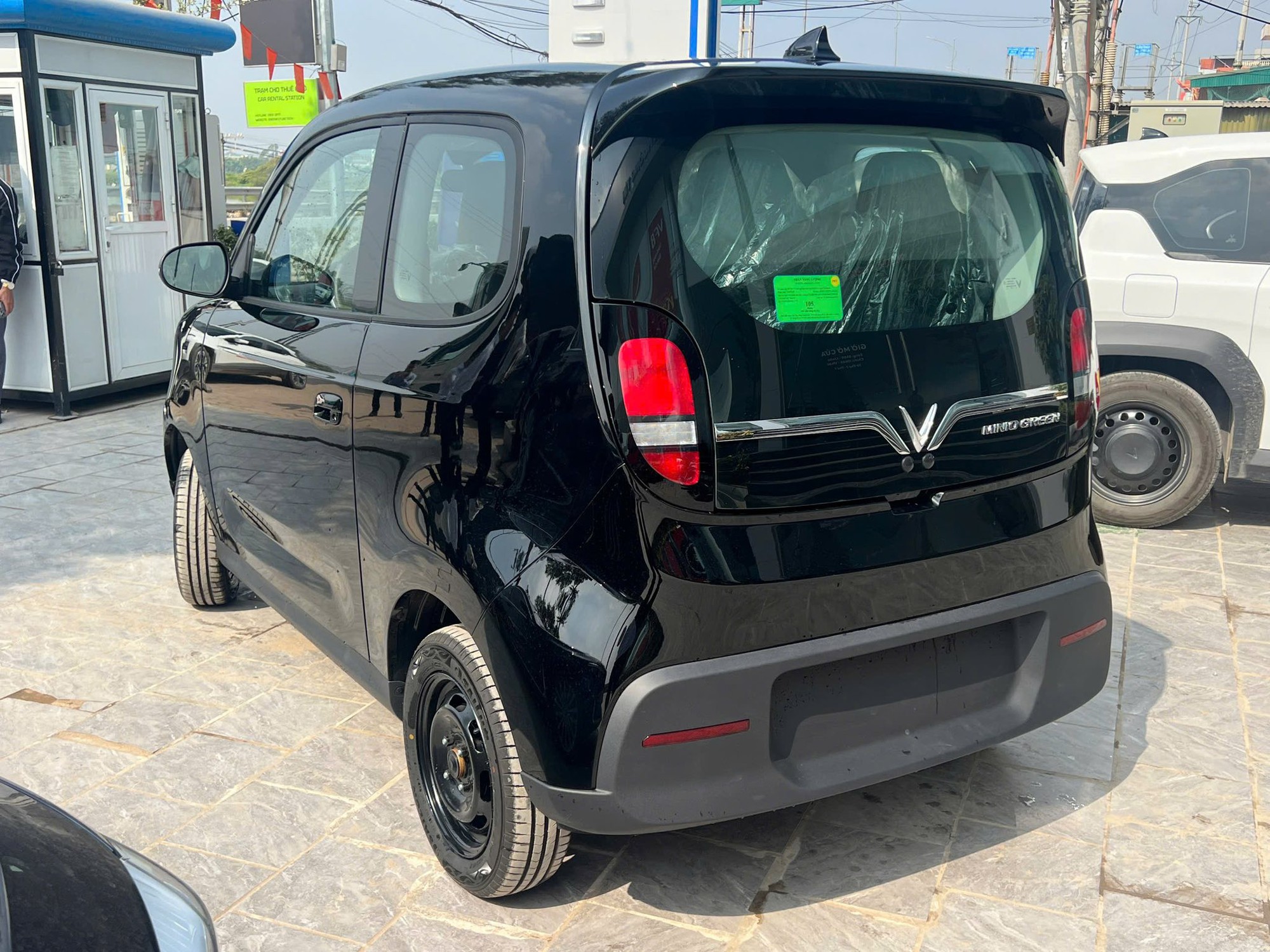 VinFast Minio Green về đại lý: Sẵn sàng giao khách ngay tháng này, chạy 210km/sạc, nhiều chi tiết như VF 3- Ảnh 8. VinFast Minio Green về đại lý: Sẵn sàng giao khách ngay tháng này, chạy 210km/sạc, nhiều chi tiết như VF 3- Ảnh 8.