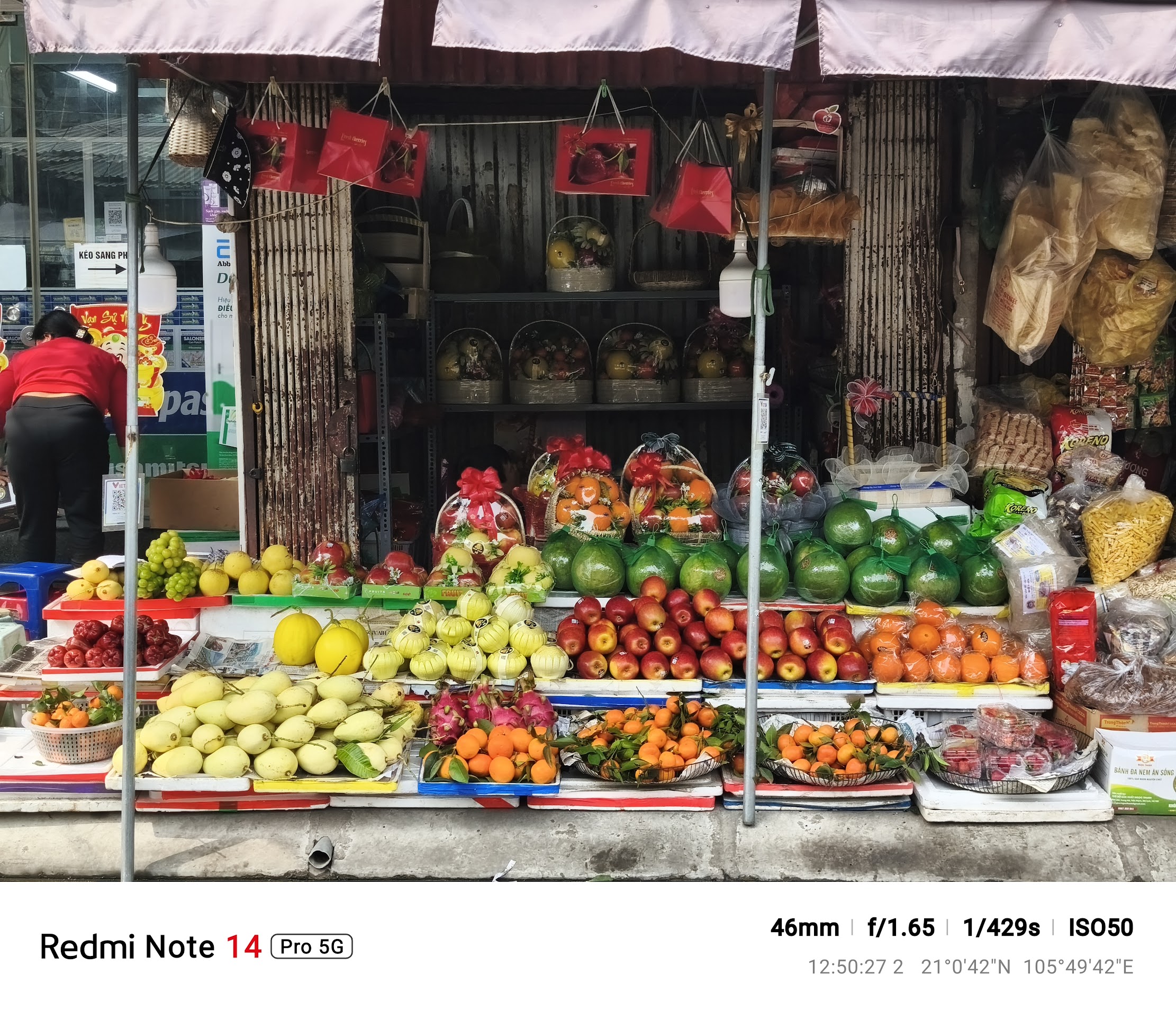 Trải nghiệm camera trên Redmi Note 14 Pro 5G: Smartphone có camera 200MP giá rẻ nhất, đáng mua nhất- Ảnh 16. Trải nghiệm camera trên Redmi Note 14 Pro 5G: Smartphone có camera 200MP giá rẻ nhất, đáng mua nhất- Ảnh 16.