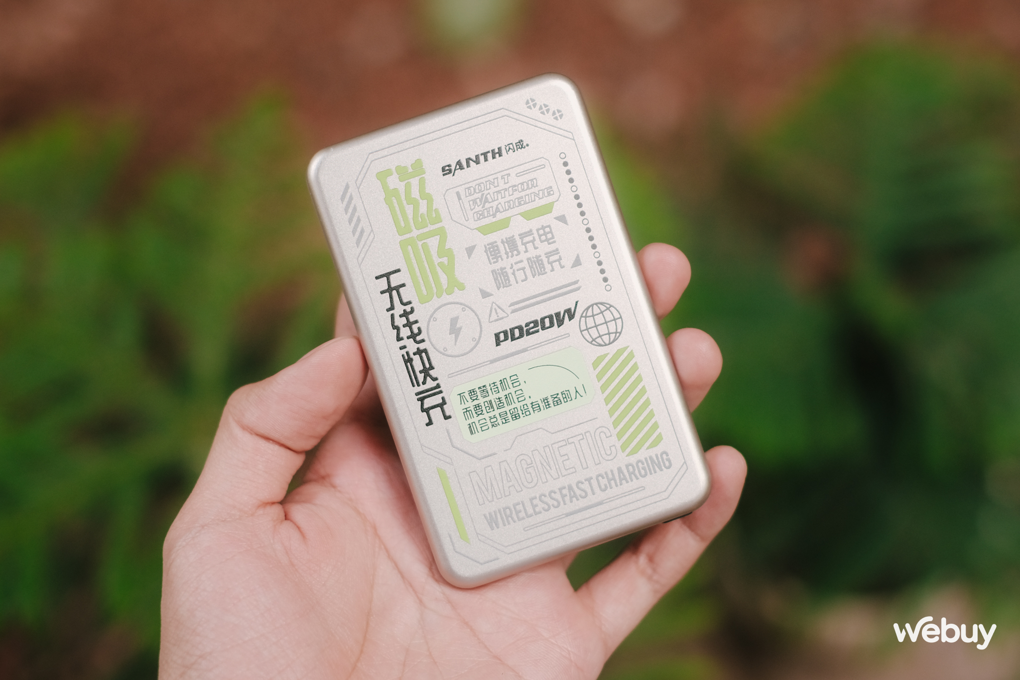 Lại là các pháp sư Trung Hoa: Bán pin dự phòng 5.000mAh giá 169.000 đồng mà thiết kế siêu mỏng nhẹ, có MagSafe 15W xịn như hàng chính hãng Apple- Ảnh 6.