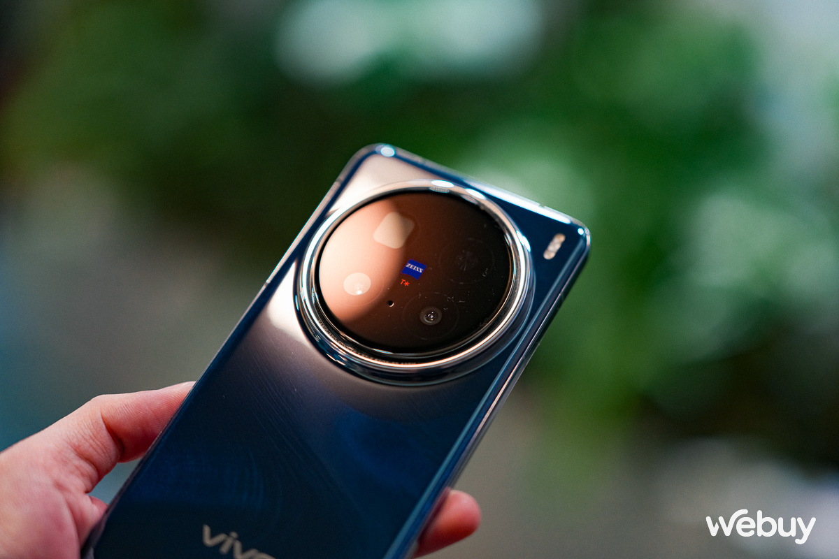10 ảnh thiếu sáng chụp bằng Galaxy S25 Ultra và Vivo X200 Pro: Xem để biết zoom 5x 50MP hay 3.7x 200MP 10 ảnh thiếu sáng chụp bằng Galaxy S25 Ultra và Vivo X200 Pro: Xem để biết zoom 5x 50MP hay 3.7x 200MP