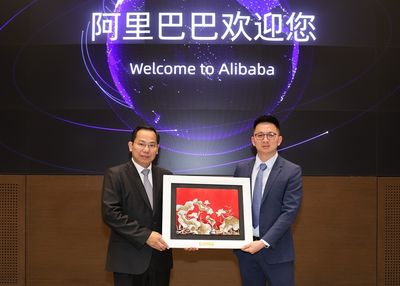 Alibaba đón đoàn đại biểu cấp cao Việt Nam- Ảnh 3. Alibaba đón đoàn đại biểu cấp cao Việt Nam- Ảnh 3.