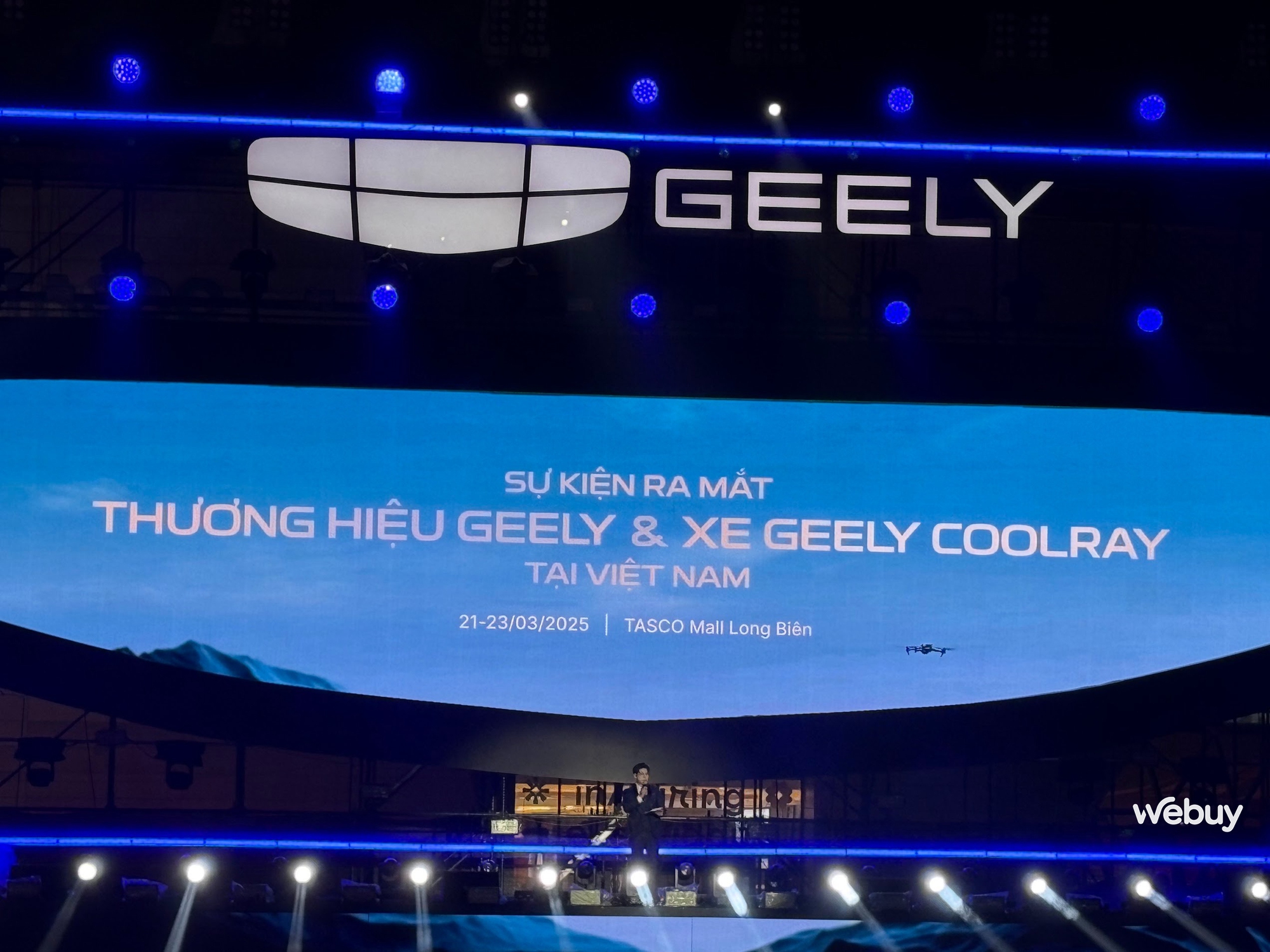 geely copy.jpg