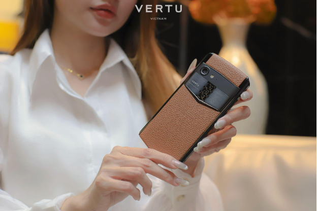 Vertu có mẫu smartphone hơn 6 năm tuổi luôn giữ đẳng cấp vượt thời gian- Ảnh 5.