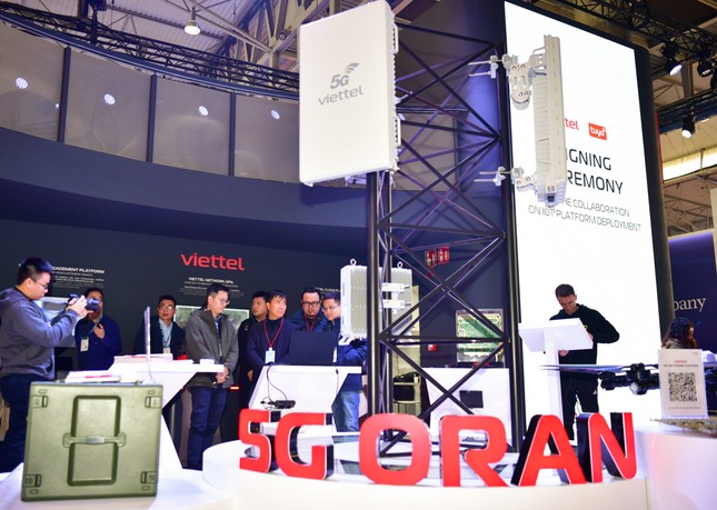 MWC 2025: Viettel mang tới giải pháp số hoá hạ tầng viễn thông, giúp tiết kiệm 50% nguồn lực- Ảnh 3.