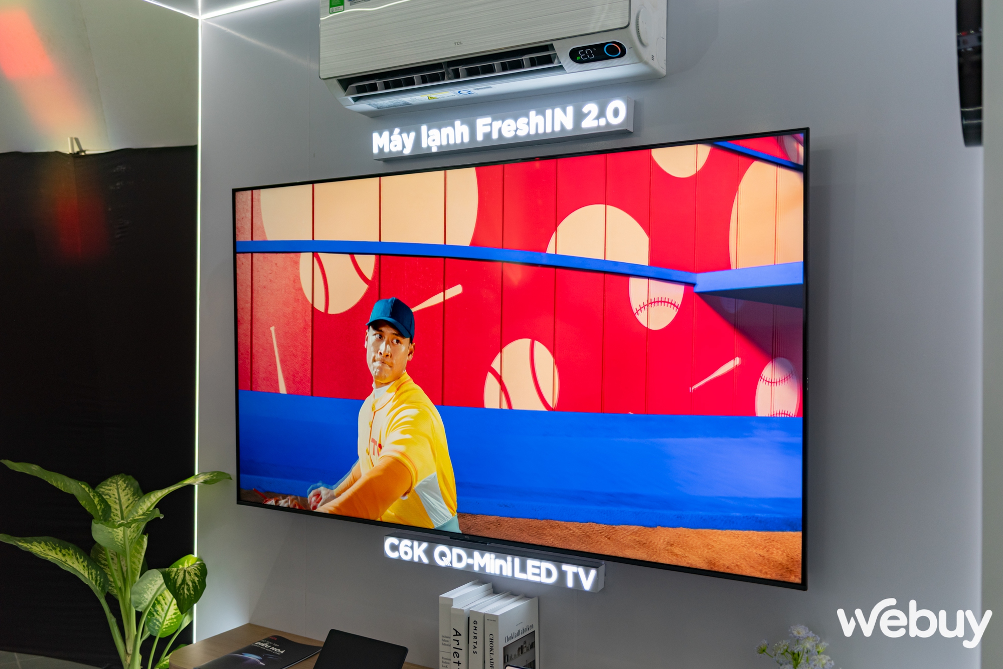 TCL trình làng dòng TV QD-Mini LED 2025: Sử dụng tấm nền chống chói cao cấp, loa B&O "xịn sò", giá chưa đến 16 triệu đồng- Ảnh 3. TCL trình làng dòng TV QD-Mini LED 2025: Sử dụng tấm nền chống chói cao cấp, loa B&O "xịn sò", giá chưa đến 16 triệu đồng- Ảnh 3.