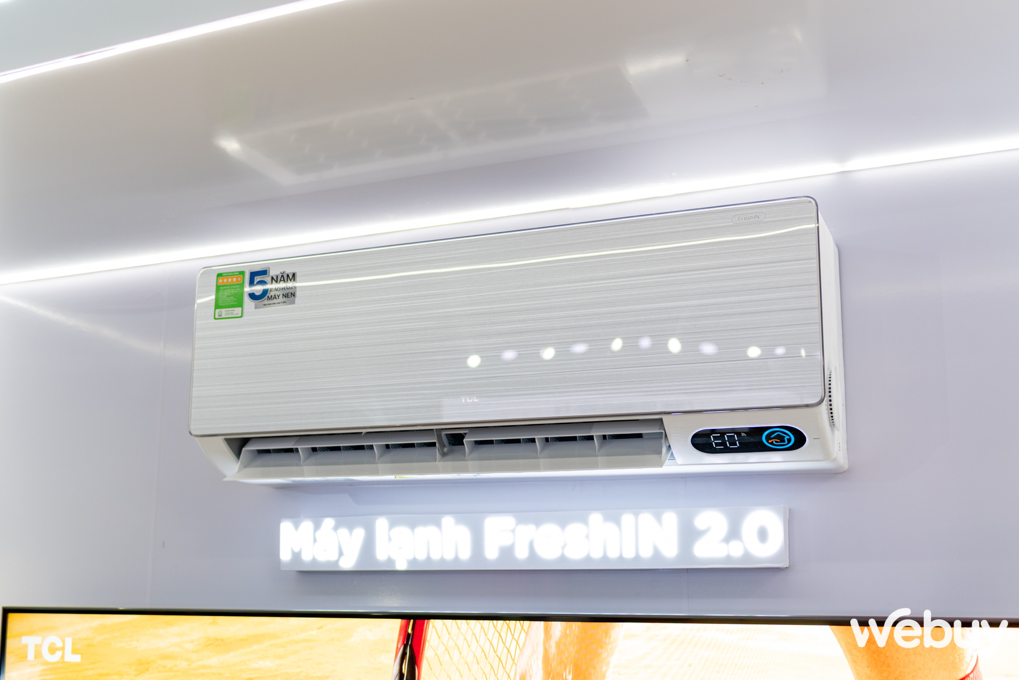 TCL trình làng dòng TV QD-Mini LED 2025: Sử dụng tấm nền chống chói cao cấp, loa B&O "xịn sò", giá chưa đến 16 triệu đồng- Ảnh 7. TCL trình làng dòng TV QD-Mini LED 2025: Sử dụng tấm nền chống chói cao cấp, loa B&O "xịn sò", giá chưa đến 16 triệu đồng- Ảnh 7.