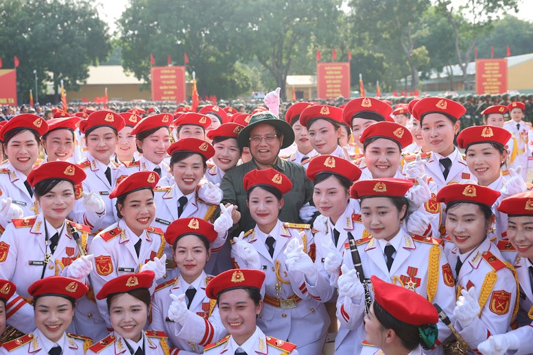 Sôi sục không khí chuẩn bị lễ diễu binh, diễu hành lịch sử 50 năm mới có một lần: 100 triệu dân mong chờ- Ảnh 7. Sôi sục không khí chuẩn bị lễ diễu binh, diễu hành lịch sử 50 năm mới có một lần: 100 triệu dân mong chờ- Ảnh 7.