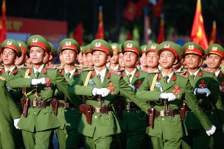 Sôi sục không khí chuẩn bị lễ diễu binh, diễu hành lịch sử 50 năm mới có một lần: 100 triệu dân mong chờ- Ảnh 5. Sôi sục không khí chuẩn bị lễ diễu binh, diễu hành lịch sử 50 năm mới có một lần: 100 triệu dân mong chờ- Ảnh 5.