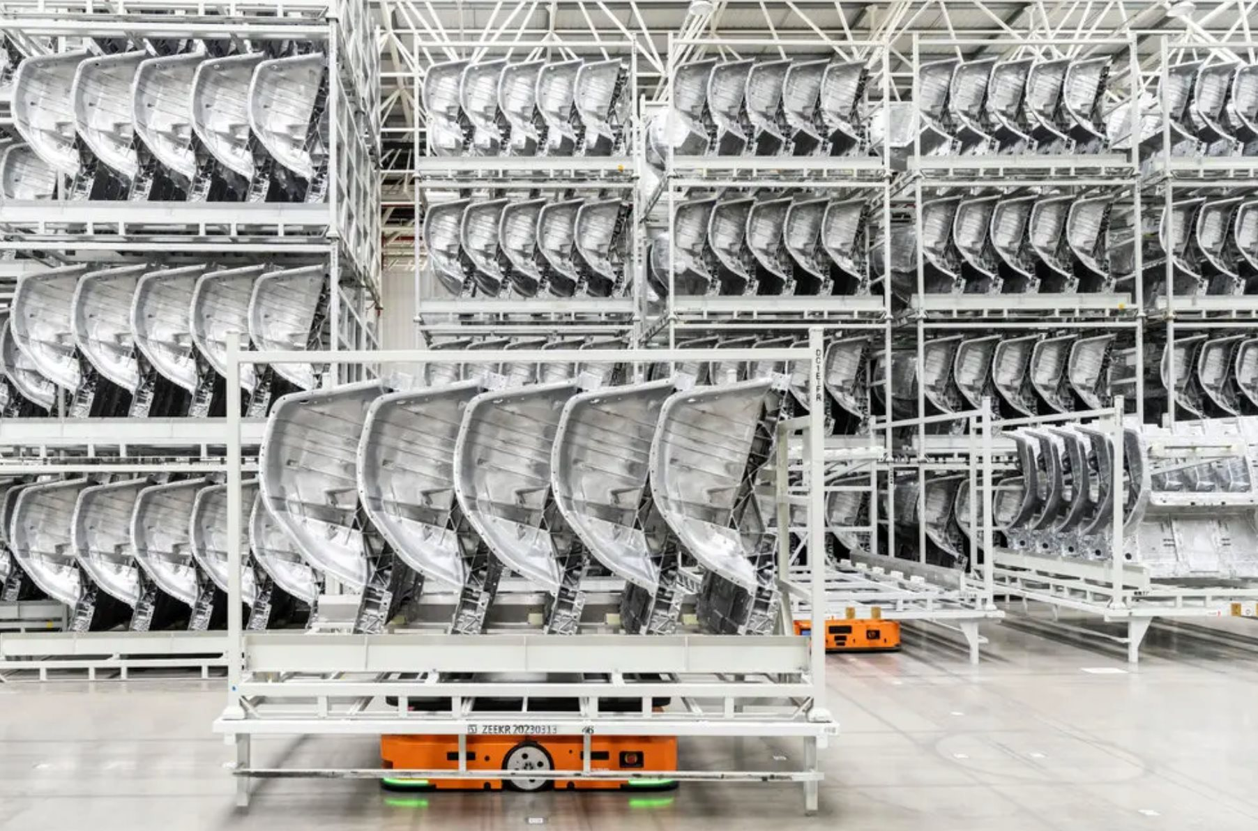 Trung Quốc thống trị thế giới nhờ đội quân robot: Số lượng các nhà máy tự động đã vượt Mỹ, Nhật Bản, cuộc cách mạng xe điện 'made by robot' sẽ sớm diễn ra- Ảnh 1. Trung Quốc thống trị thế giới nhờ đội quân robot: Số lượng các nhà máy tự động đã vượt Mỹ, Nhật Bản, cuộc cách mạng xe điện 'made by robot' sẽ sớm diễn ra- Ảnh 1.
