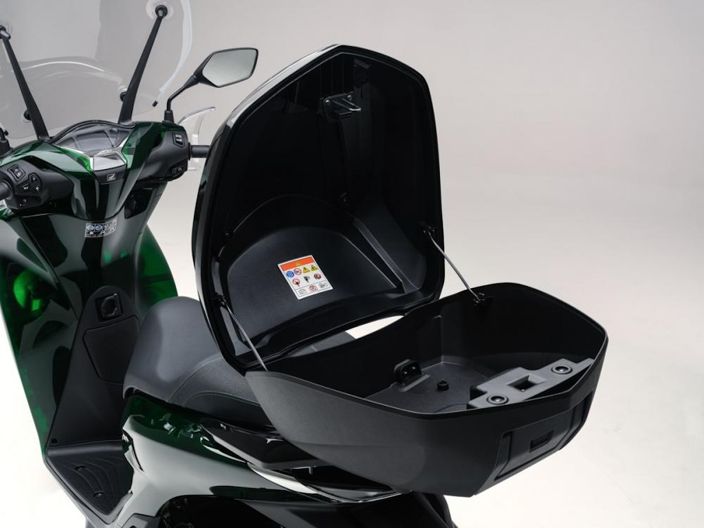 Xe tay ga đặc biệt của Honda nhận ưu đãi cực mạnh: Mua xe tặng bộ quà ngang giá một chiếc Vision- Ảnh 4.