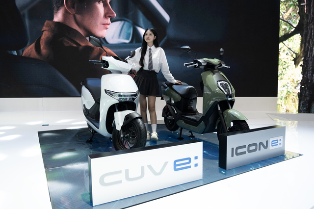 'Honda Lead chạy điện' sắp lên kệ ở VN: Chi dưới 7 triệu đã có thể mang xe về, có pin đầy trong phút mốt- Ảnh 3. 'Honda Lead chạy điện' sắp lên kệ ở VN: Chi dưới 7 triệu đã có thể mang xe về, có pin đầy trong phút mốt- Ảnh 3.