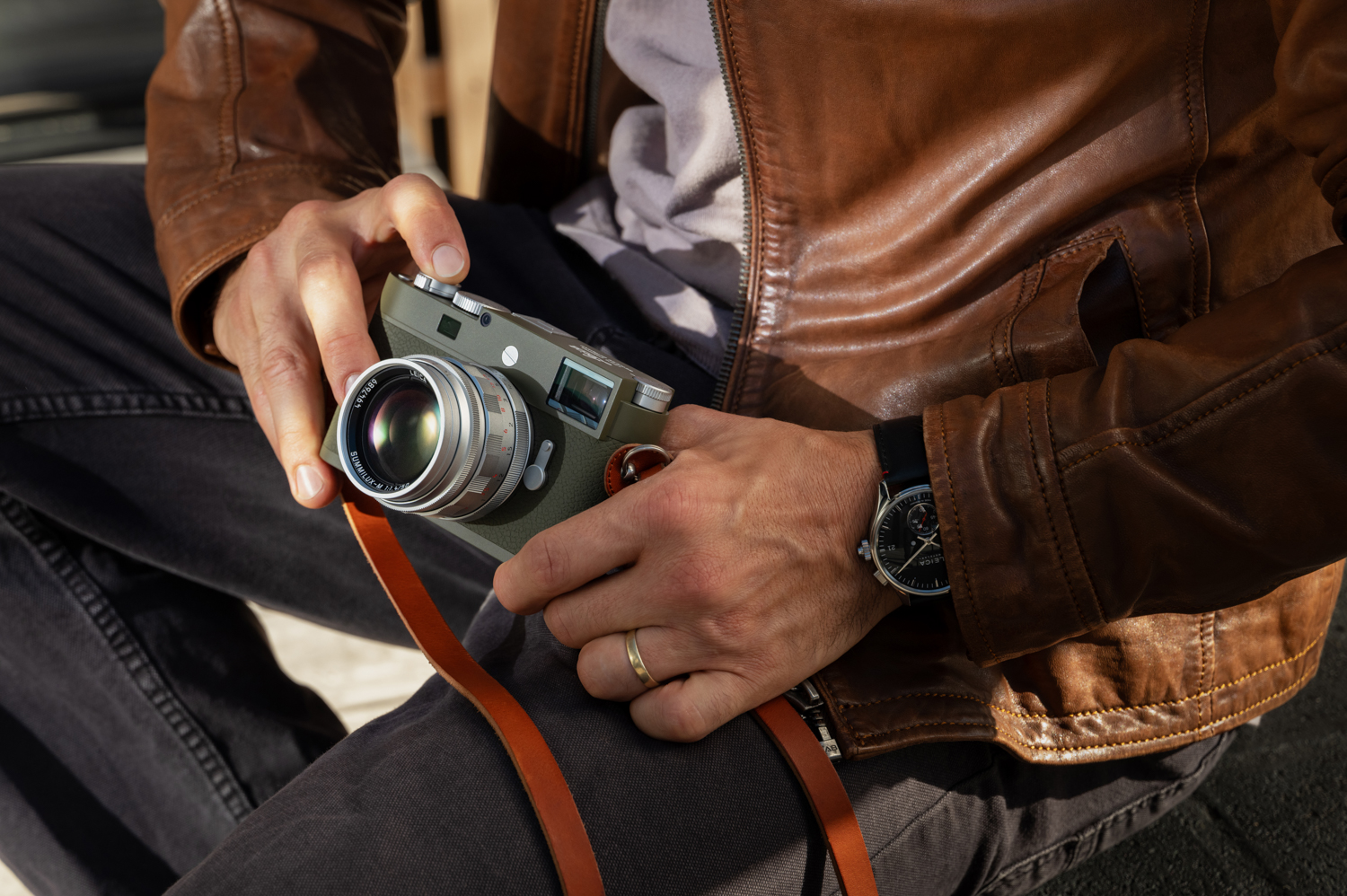 leica-6-17467812996971272337841-1746872970678-17468729707881623574980.jpg