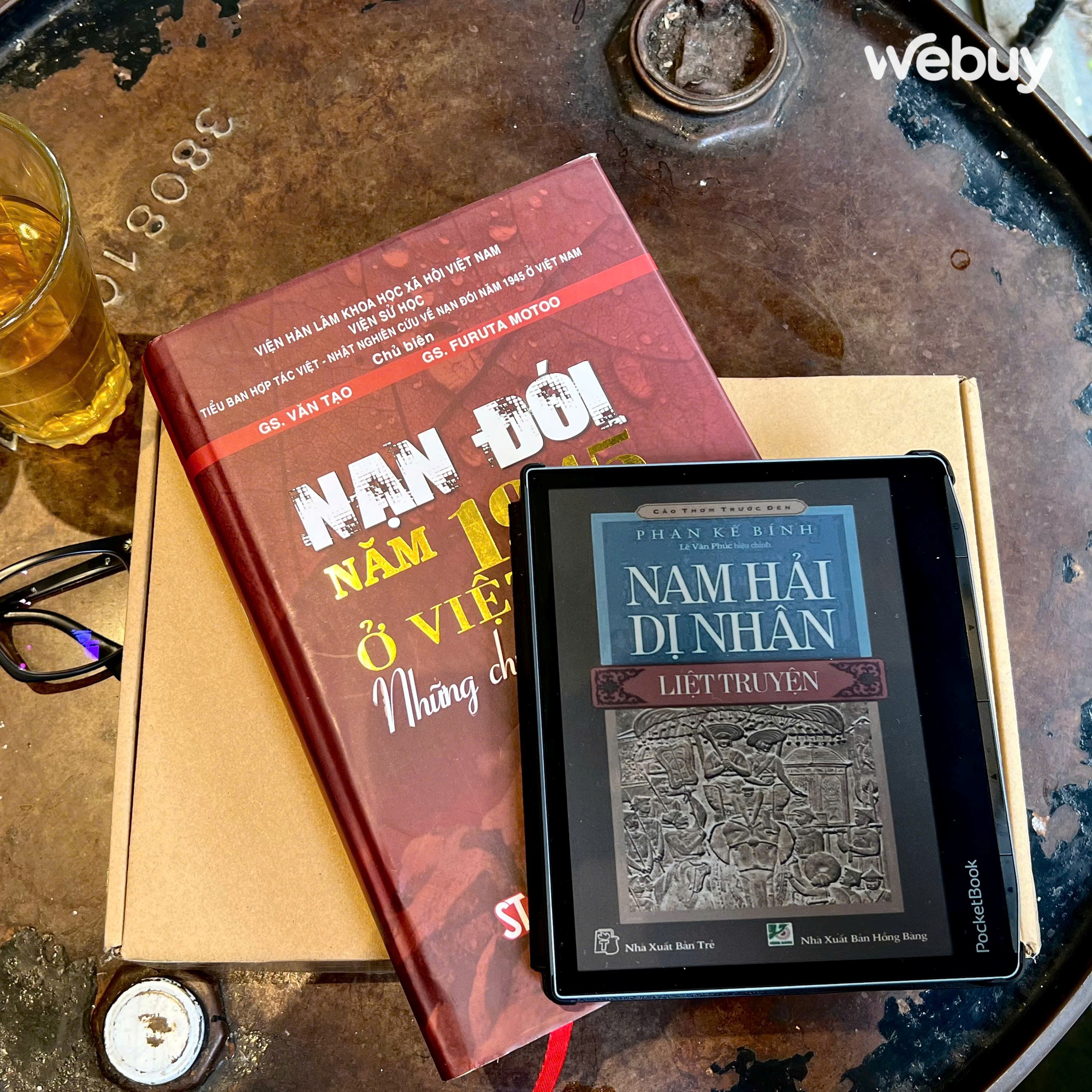 Trải nghiệm máy đọc sách Pocketbook Era Color: Màn hình màu Kaleido 3, hỗ trợ tiếng Việt, thiết kế cao cấp- Ảnh 3. Trải nghiệm máy đọc sách Pocketbook Era Color: Màn hình màu Kaleido 3, hỗ trợ tiếng Việt, thiết kế cao cấp- Ảnh 3.