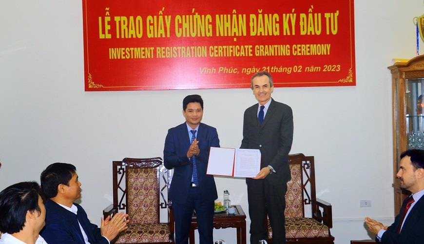 Hãng xe máy Ý Piaggio có kế hoạch đầu tư thêm 26 triệu Euro xây một xưởng sơn xe tại Việt Nam- Ảnh 2.