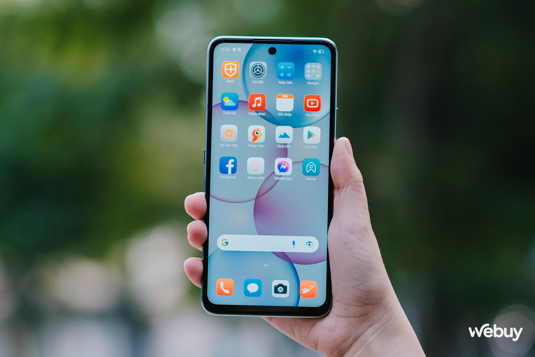 Giữa tháng săn sale Bphone A50: Smartphone 
