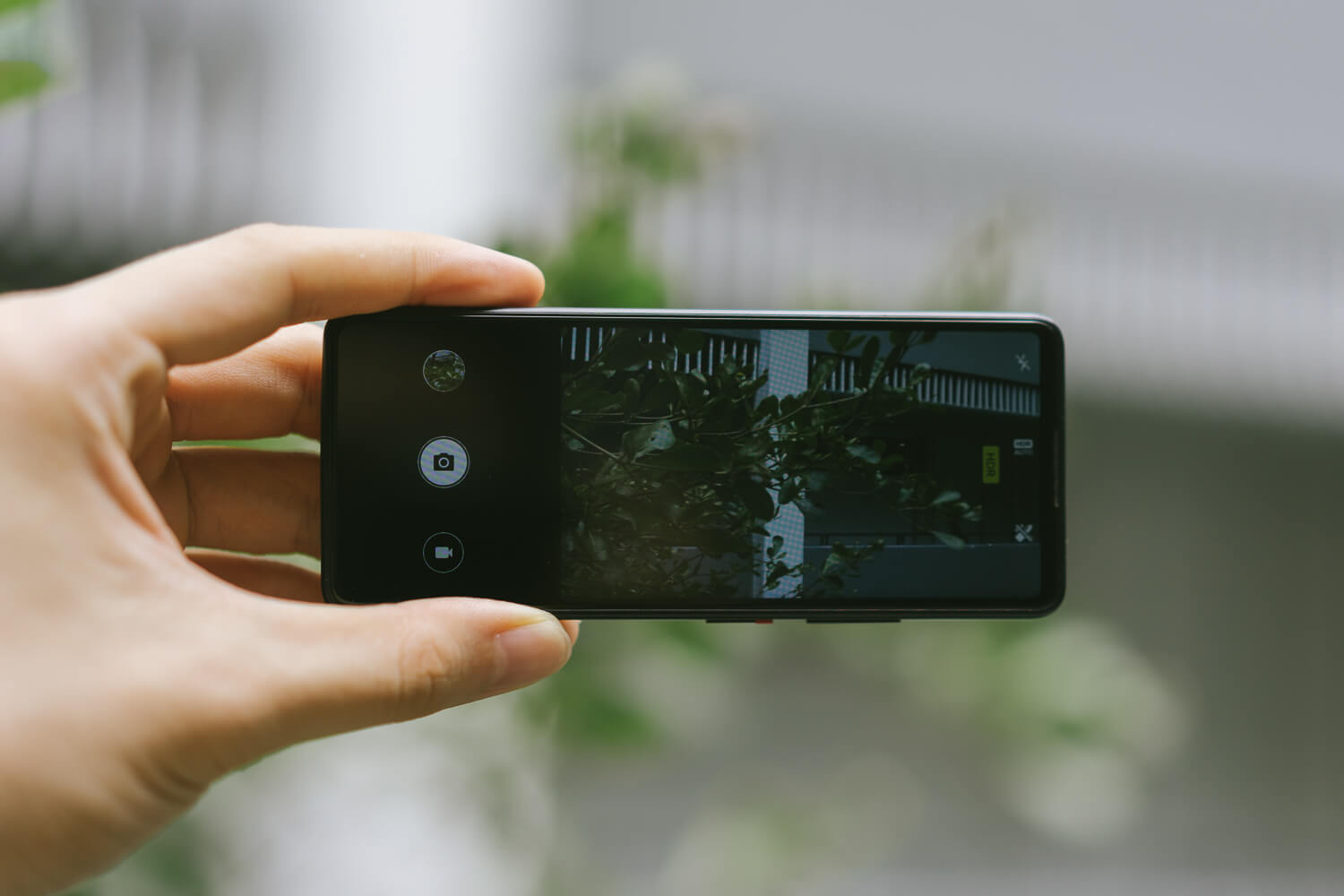 Năm ngoái Xiaomi ra mắt điện thoại màn 5 inch, cấu hình yếu, không camera trước nhưng vẫn bán được, ở Việt Nam giá chỉ 2,7 triệu- Ảnh 6. Năm ngoái Xiaomi ra mắt điện thoại màn 5 inch, cấu hình yếu, không camera trước nhưng vẫn bán được, ở Việt Nam giá chỉ 2,7 triệu- Ảnh 6.