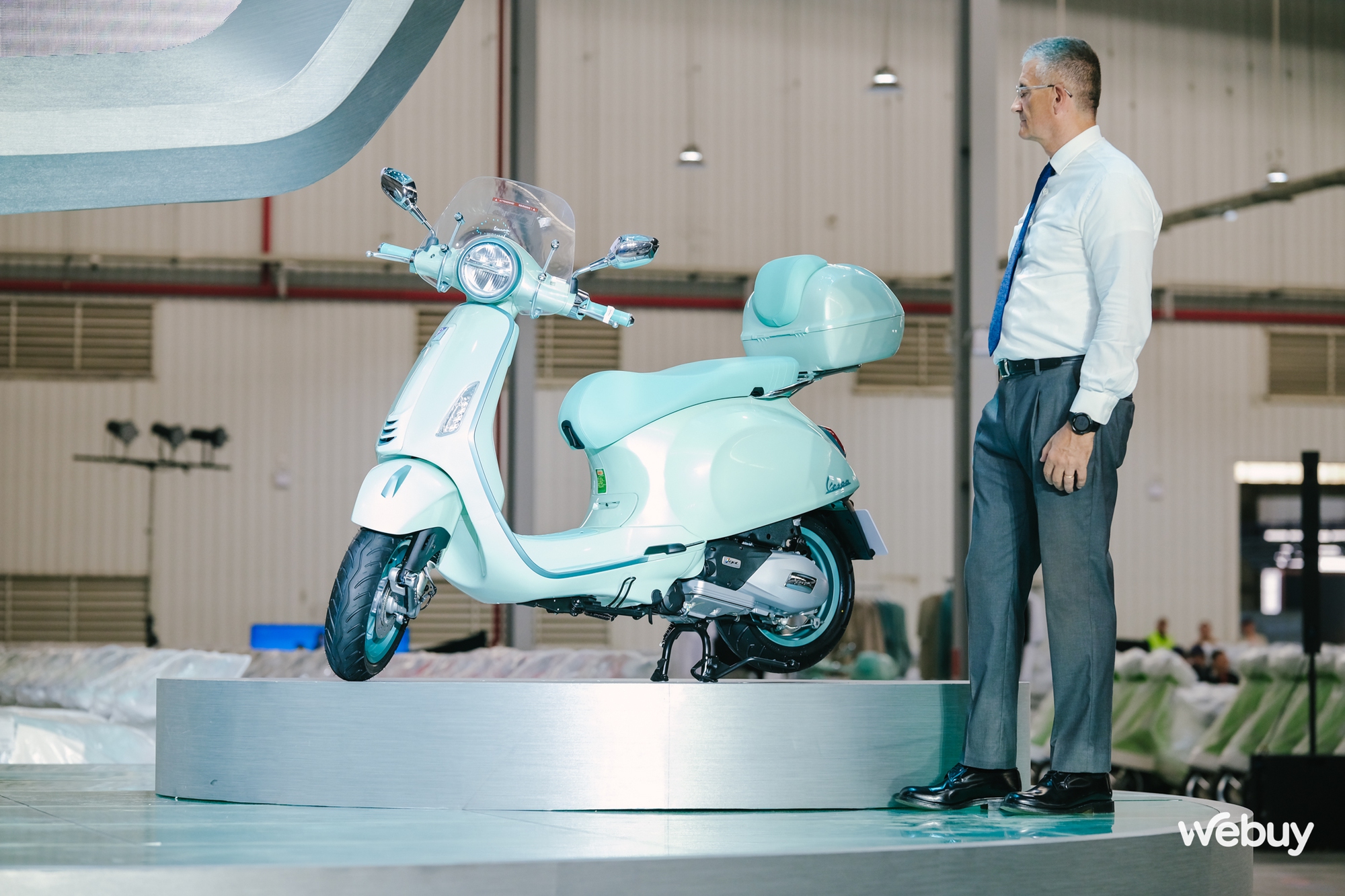 Vespa Primavera & Sprint 2025 chính thức ra mắt tại Việt Nam: Di sản gần 80 năm kết hợp với công nghệ đỉnh cao, chuẩn Vibe Gen Z!- Ảnh 21.