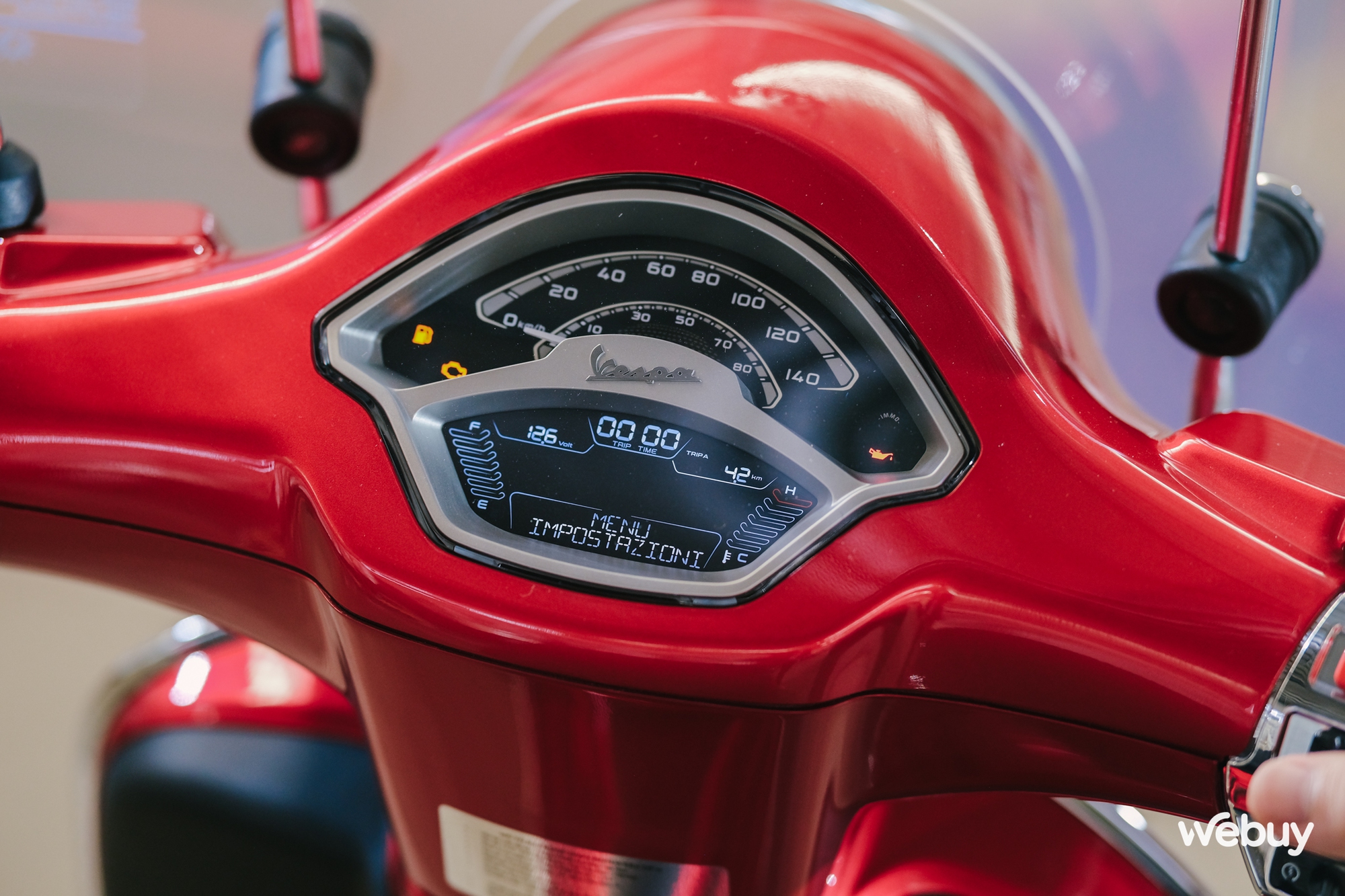 Vespa Primavera & Sprint 2025 chính thức ra mắt tại Việt Nam: Di sản gần 80 năm kết hợp với công nghệ đỉnh cao, chuẩn Vibe Gen Z!- Ảnh 10.
