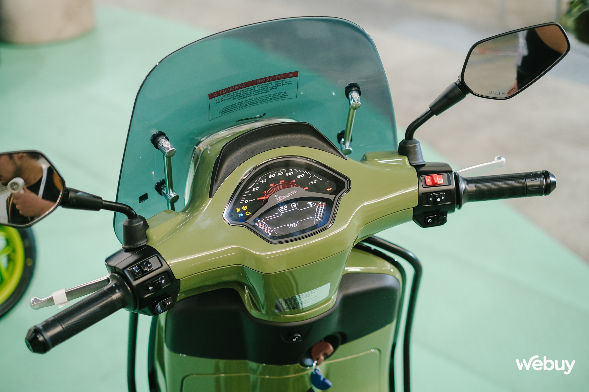 Vespa Primavera & Sprint 2025 chính thức ra mắt tại Việt Nam: Di sản gần 80 năm kết hợp với công nghệ đỉnh cao, chuẩn Vibe Gen Z!- Ảnh 11.
