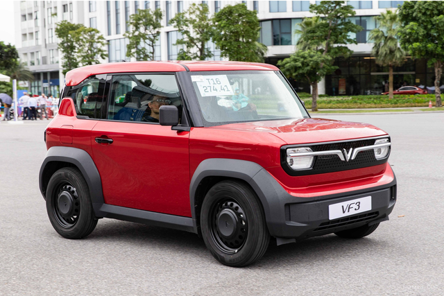 Xôn xao chiếc VinFast VF 3 mỗi ngày sạc 4 lần và đi đều 1.000km suốt 9 tháng, dân mạng: Không tin nổi- Ảnh 4.