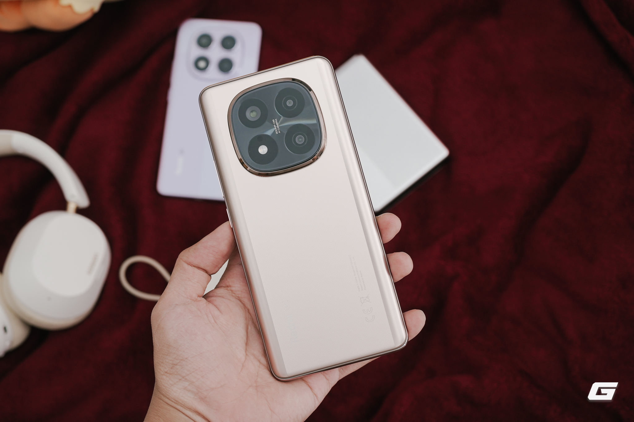 Cận cảnh màu mới của Redmi Note 14 Pro: Đích thị là màu dành cho người Việt!- Ảnh 9. Cận cảnh màu mới của Redmi Note 14 Pro: Đích thị là màu dành cho người Việt!- Ảnh 9.