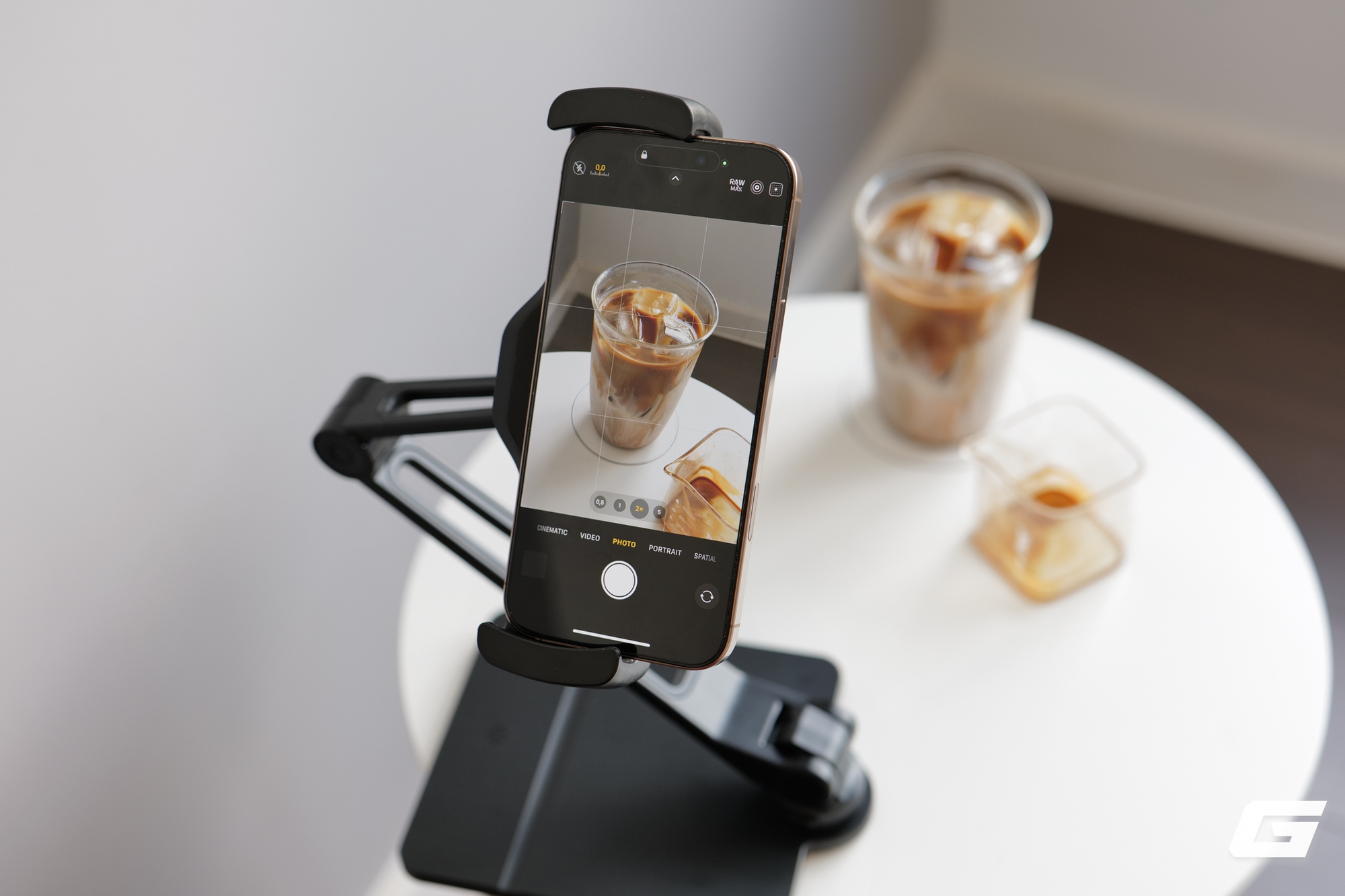 Đây là Twelve South HoverBar Duo: Một lần xuống tiền để có combo giá đỡ iPad để bàn lẫn kẹp treo kệ, có đáng tiền?- Ảnh 16. Đây là Twelve South HoverBar Duo: Một lần xuống tiền để có combo giá đỡ iPad để bàn lẫn kẹp treo kệ, có đáng tiền?- Ảnh 16.