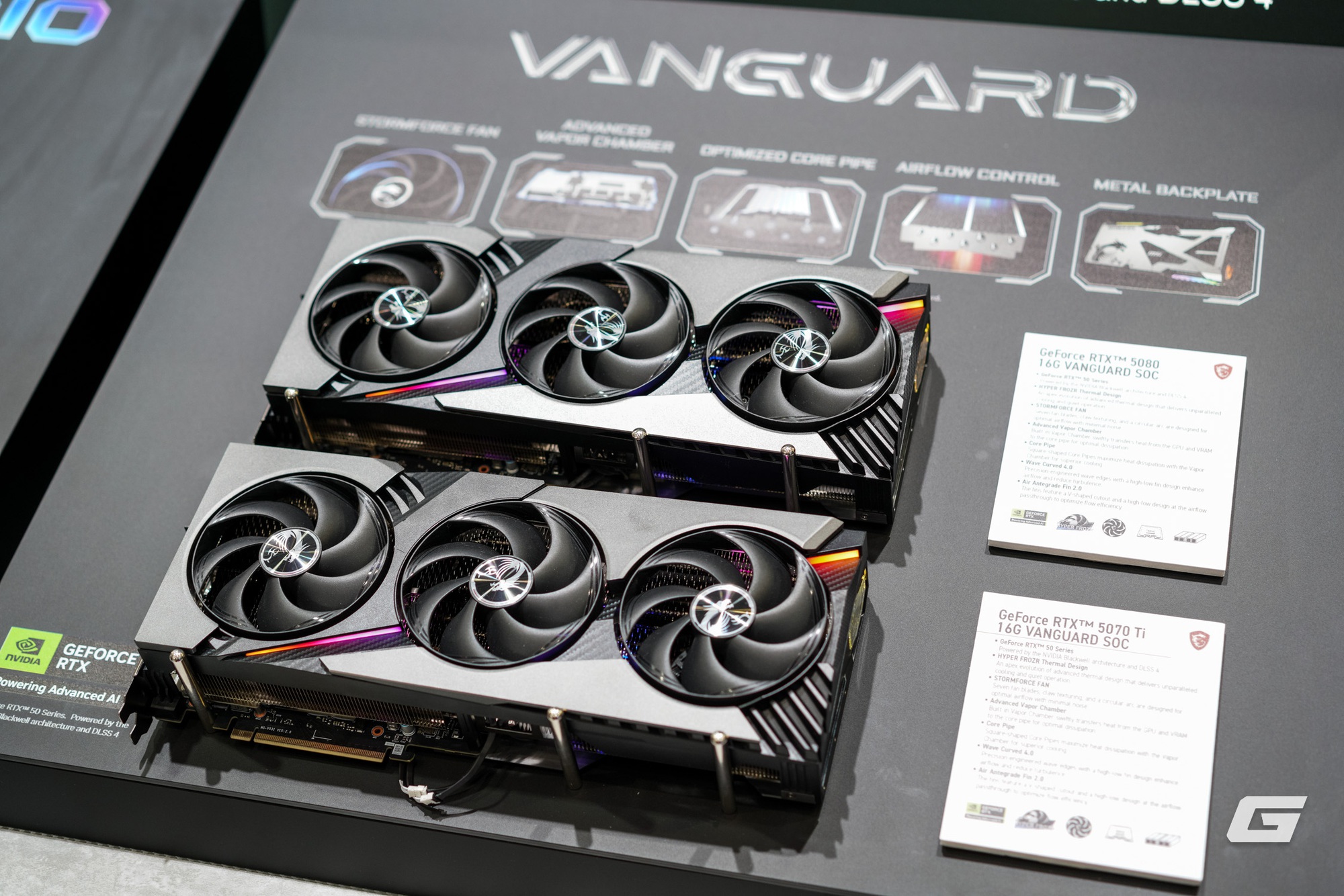 Dạo qua gian hàng MSI tại Computex 2025: GPU mạ Titan, tản nhiệt CPU mà có màn hình... to như smartphone- Ảnh 23. Dạo qua gian hàng MSI tại Computex 2025: GPU mạ Titan, tản nhiệt CPU mà có màn hình... to như smartphone- Ảnh 23.