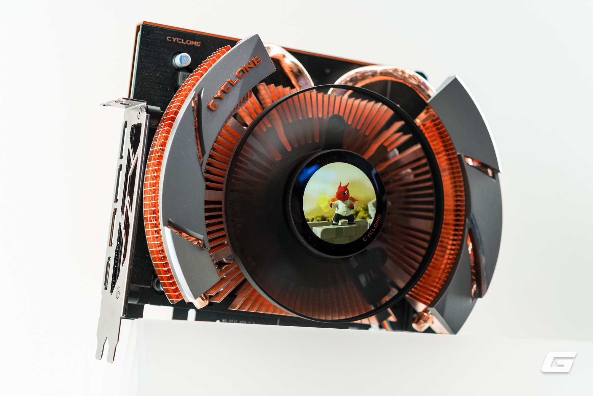 Dạo qua gian hàng MSI tại Computex 2025: GPU mạ Titan, tản nhiệt CPU mà có màn hình... to như smartphone- Ảnh 21. Dạo qua gian hàng MSI tại Computex 2025: GPU mạ Titan, tản nhiệt CPU mà có màn hình... to như smartphone- Ảnh 21.