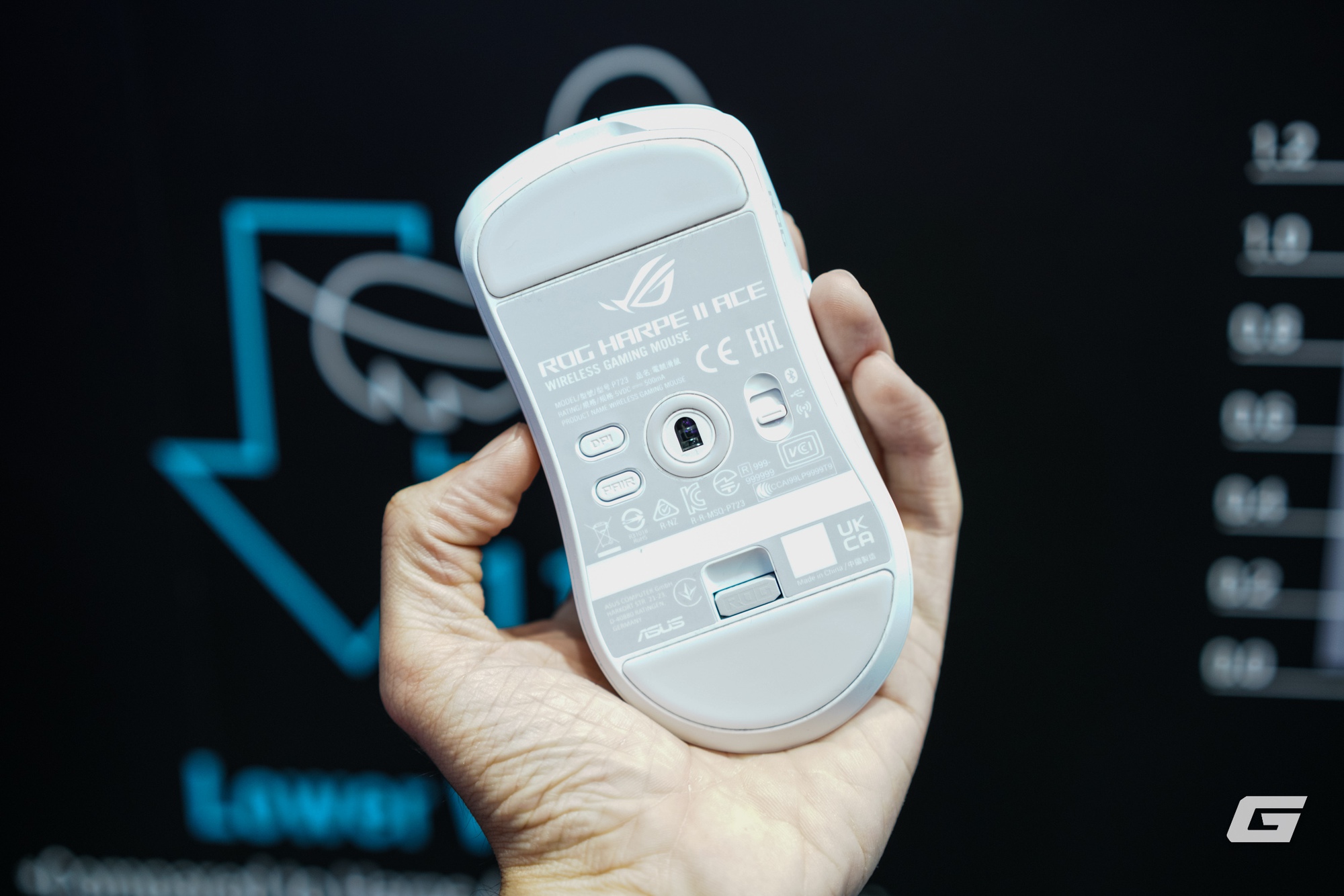 ASUS tung loạt thiết bị eSports mới tại Computex 2025: bàn phím 