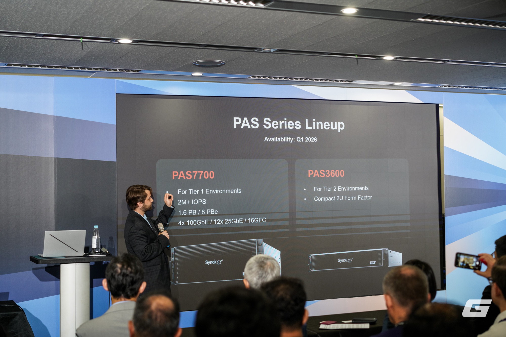 Synology đem tới Computex 2025 hệ thống lưu trữ đầu bảng PAS7700, cùng dịch vụ video an ninh "qua đám mây"- Ảnh 10. Synology đem tới Computex 2025 hệ thống lưu trữ đầu bảng PAS7700, cùng dịch vụ video an ninh "qua đám mây"- Ảnh 10.