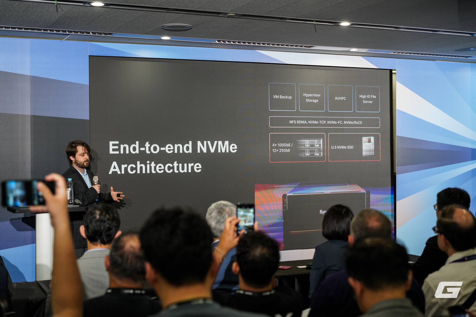 Synology đem tới Computex 2025 hệ thống lưu trữ đầu bảng PAS7700, cùng dịch vụ video an ninh "qua đám mây"- Ảnh 12. Synology đem tới Computex 2025 hệ thống lưu trữ đầu bảng PAS7700, cùng dịch vụ video an ninh "qua đám mây"- Ảnh 12.