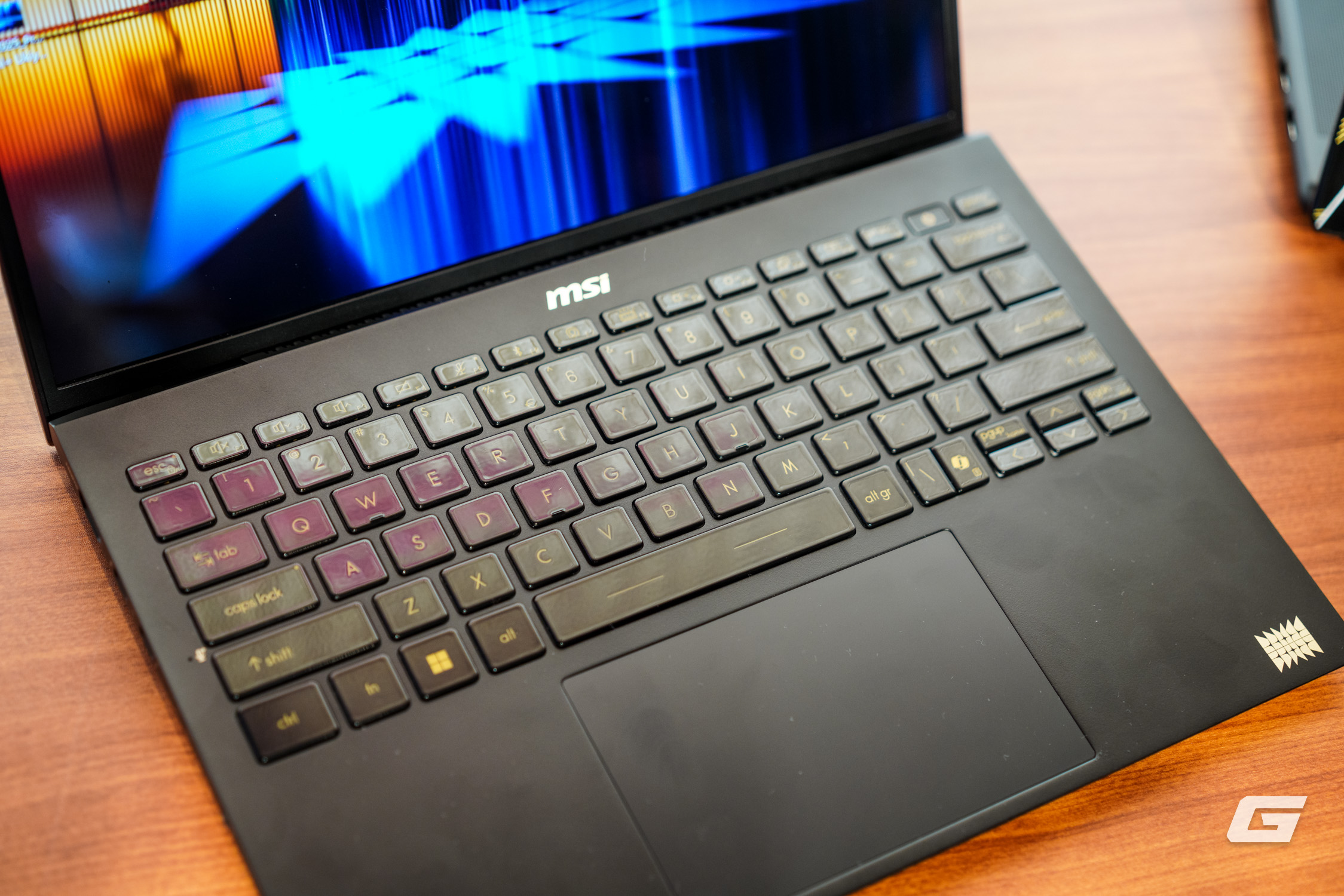 MSI ra mắt laptop không để dùng mà để trưng bày cho đẹp- Ảnh 2.