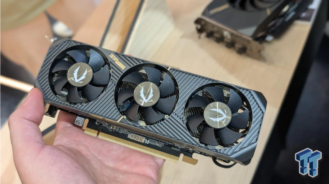 RTX 5060 tí hon vừa ra mắt: Nhỏ bằng lòng bàn tay, nhẹ như đồ chơi nhưng là GPU thật sự- Ảnh 2. RTX 5060 tí hon vừa ra mắt: Nhỏ bằng lòng bàn tay, nhẹ như đồ chơi nhưng là GPU thật sự- Ảnh 2.