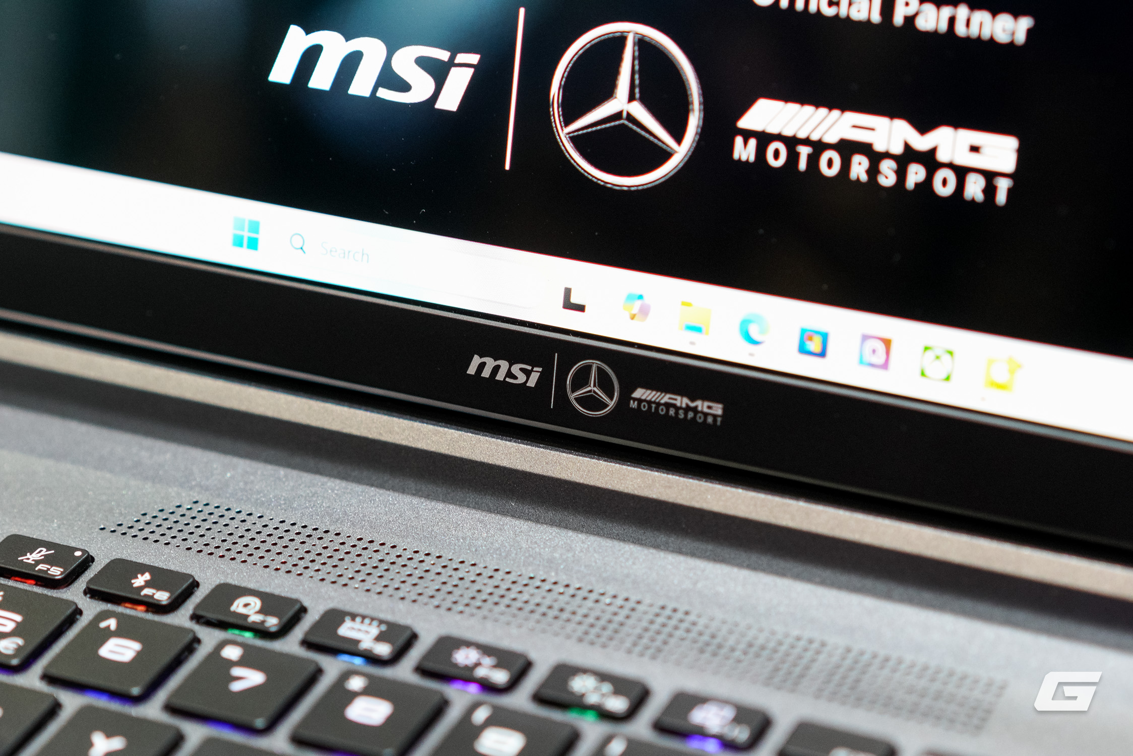 MSI ra mắt laptop Mercedes-AMG: Khi công nghệ và tốc độ kết hợp- Ảnh 2. MSI ra mắt laptop Mercedes-AMG: Khi công nghệ và tốc độ kết hợp- Ảnh 2.